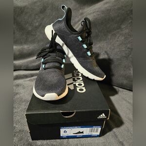 NWOT Adidas 'Cloudfoam Pure 2.0' lace up running shoes size 6, Black/White/Blue